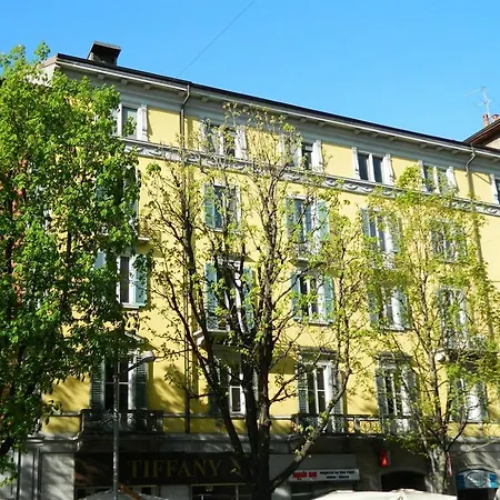 Al Viale Papa Giovanni Hotel